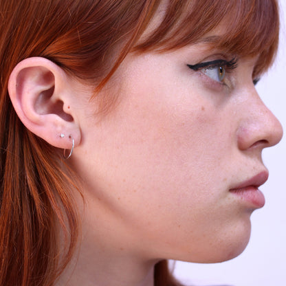 9 Karat Weißgold Schläfer Creolen Ohrringe