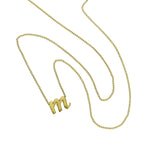 Kleine Halskette mit Anhänger aus 9 Karat Gold in Form des Buchstabens M, 40–50 cm