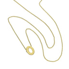 Kleine Halskette mit Anhänger aus 9 Karat Gold in Form des Buchstabens O, 40–50 cm