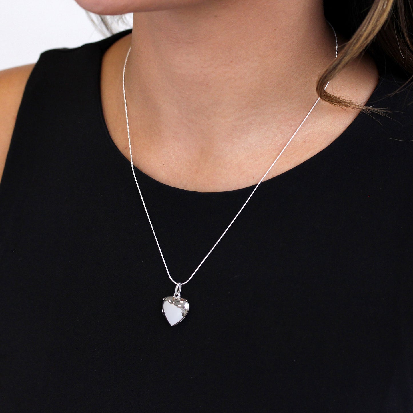 Sterling Silber gravierbares Herzmedaillon mit Kette 16 - 22 Zoll