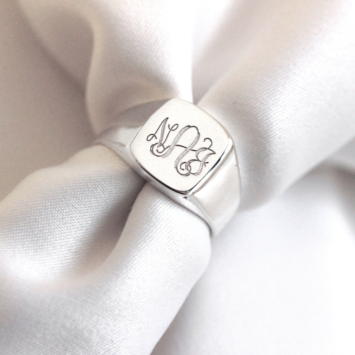 Sterling Silber gravierbarer Herren-Siegelring Größen M - Z+1