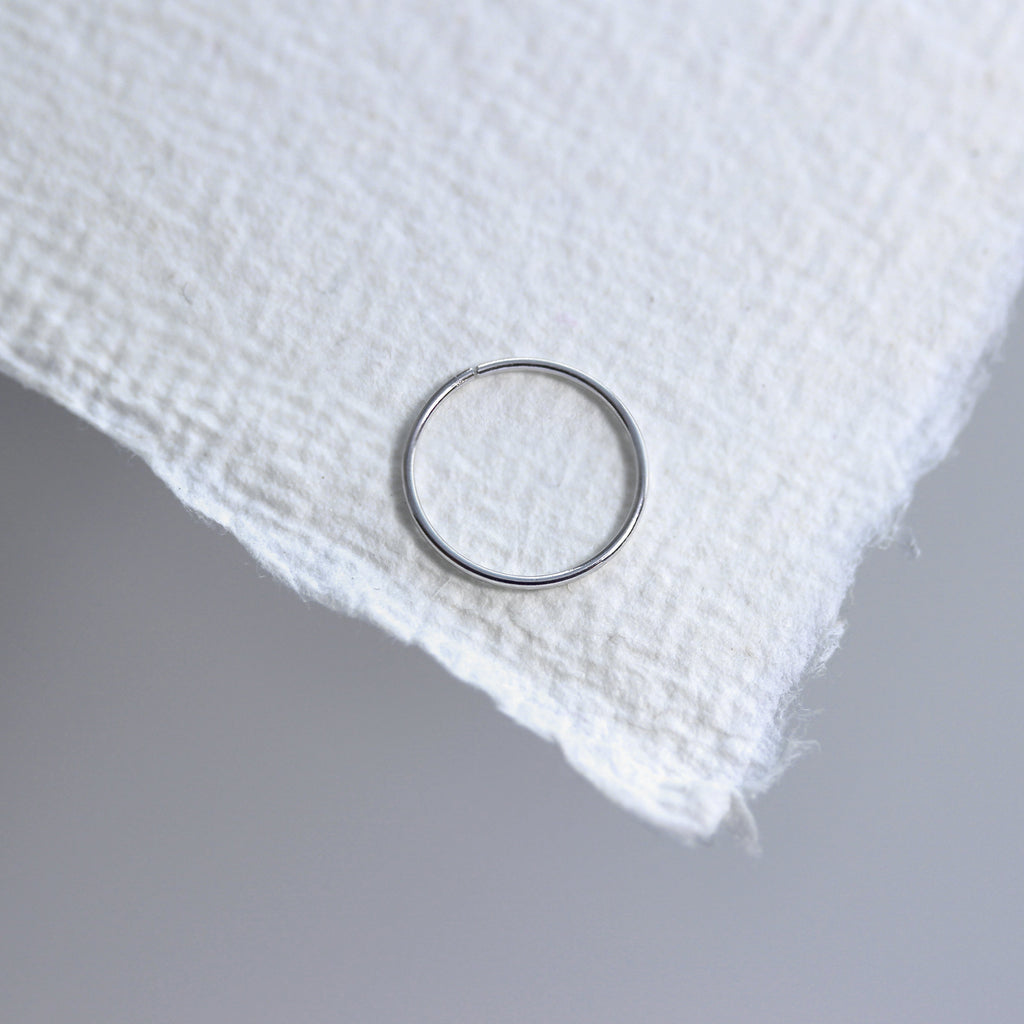 9 Karat Weißgold 8 mm Creolen Nasenring