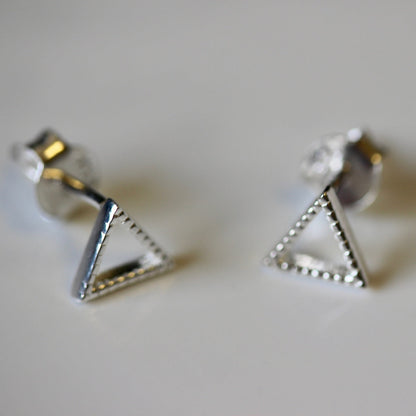 Sterlingsilber Offen Dreieck Ohrstecker