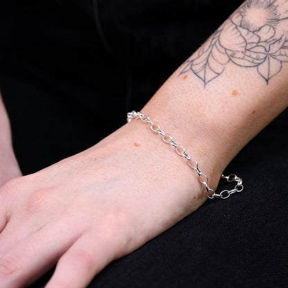 Armband aus Sterlingsilber mit leichtem Rolo-Kettenanhänger