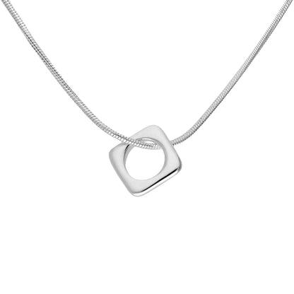 Schmale Halskette aus Sterlingsilber mit quadratischem Anhänger