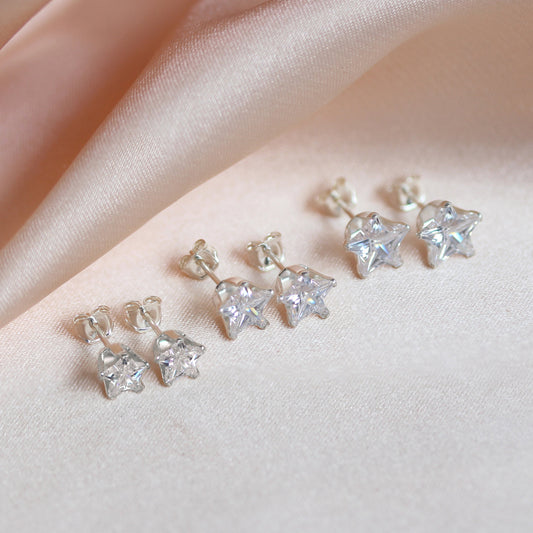 Sterling Silber Klarer Stern CZ Ohrstecker
