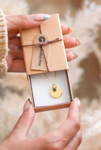 Schmuck für Geburtstage