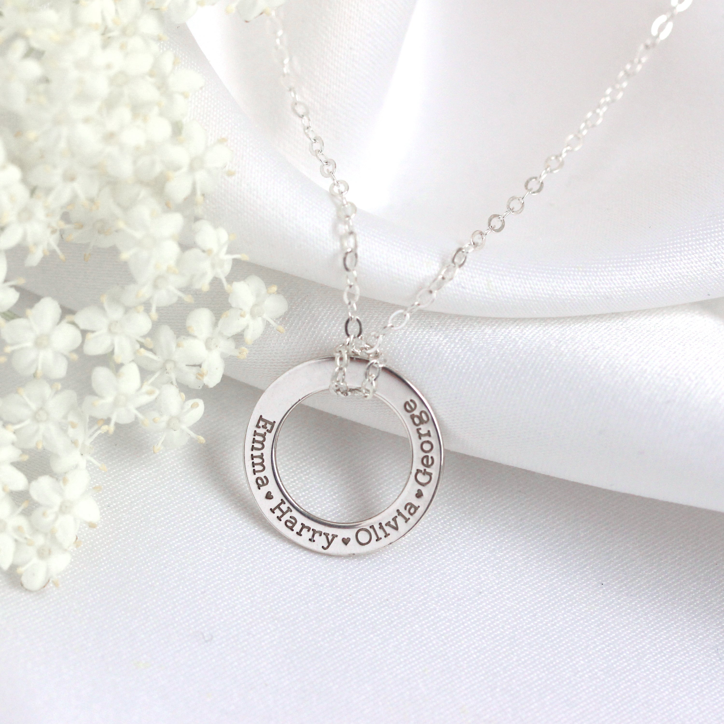 Personalisierte Halskette aus Sterlingsilber mit Namen
