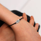 Sterlingsilber & Schwarz Kordel 19 cm keltische Triqueta Armband