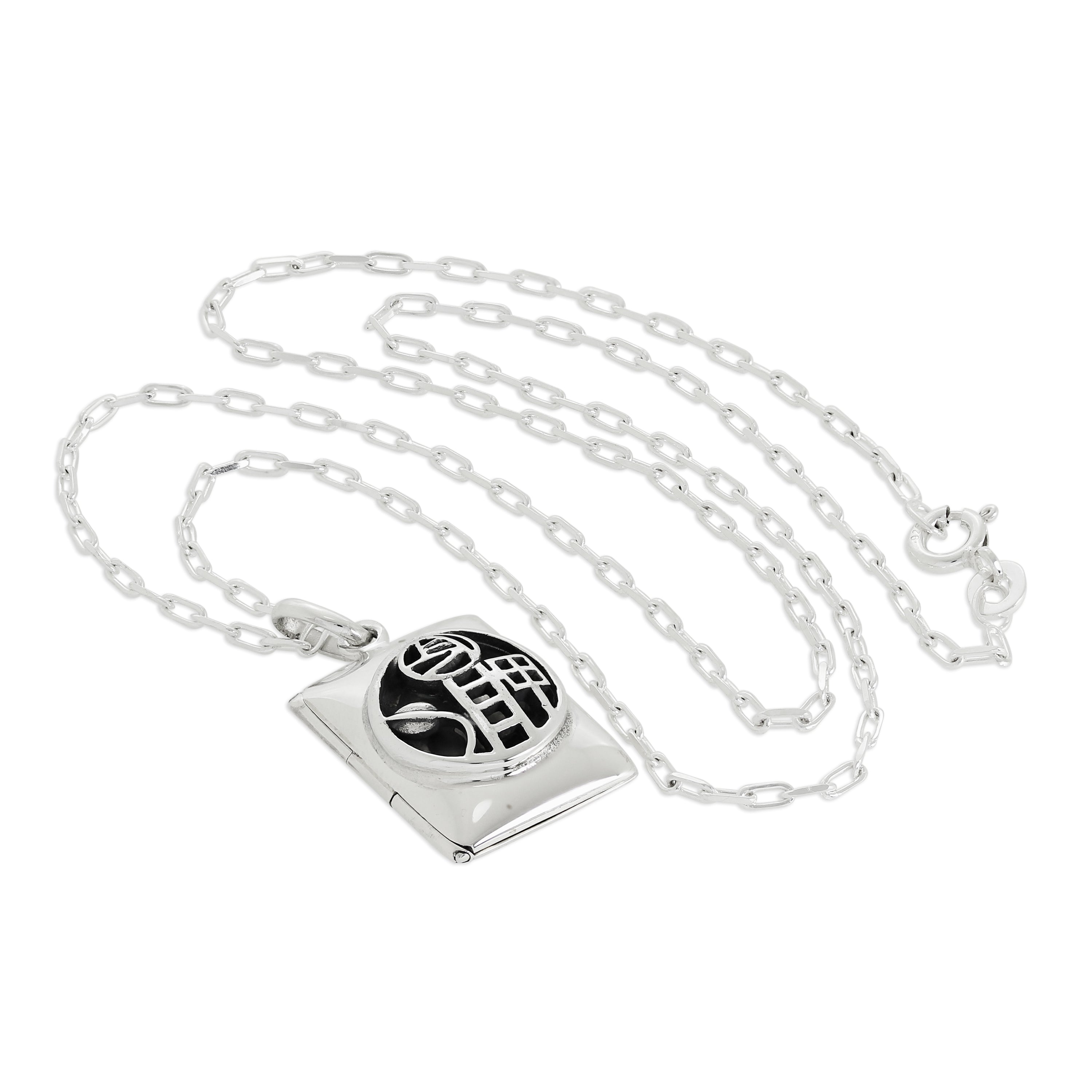 Rechteckiges Medaillon im Mackintosh-Stil aus Sterlingsilber an einer Kette, 16–24 Zoll