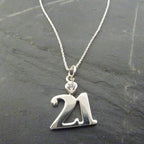 Sterlingsilber 21 Anhänger mit klarem CZ-Kristallherz an Kette 16 -24 Zoll