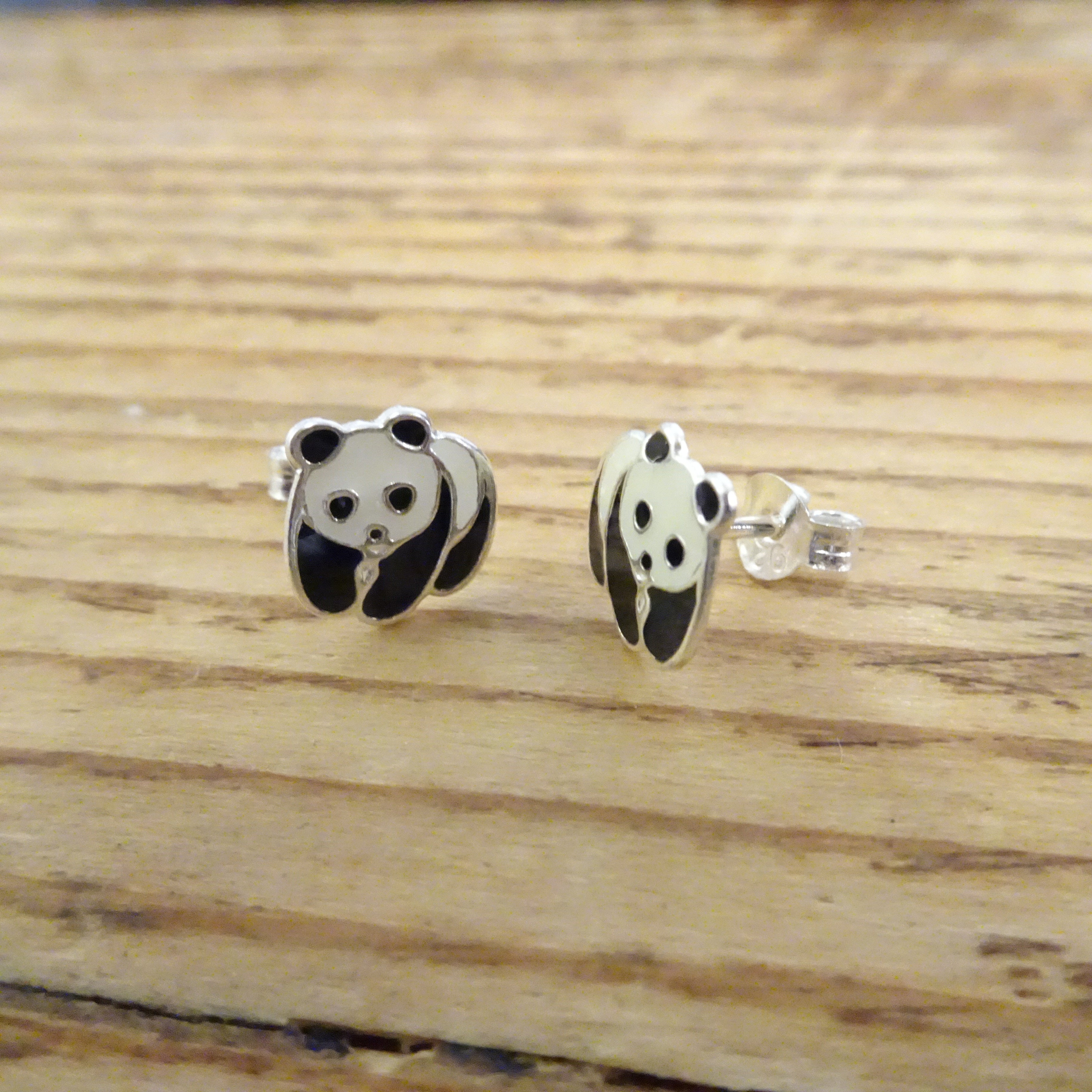 Sterlingsilber & Emaille Pandabär Ohrstecker