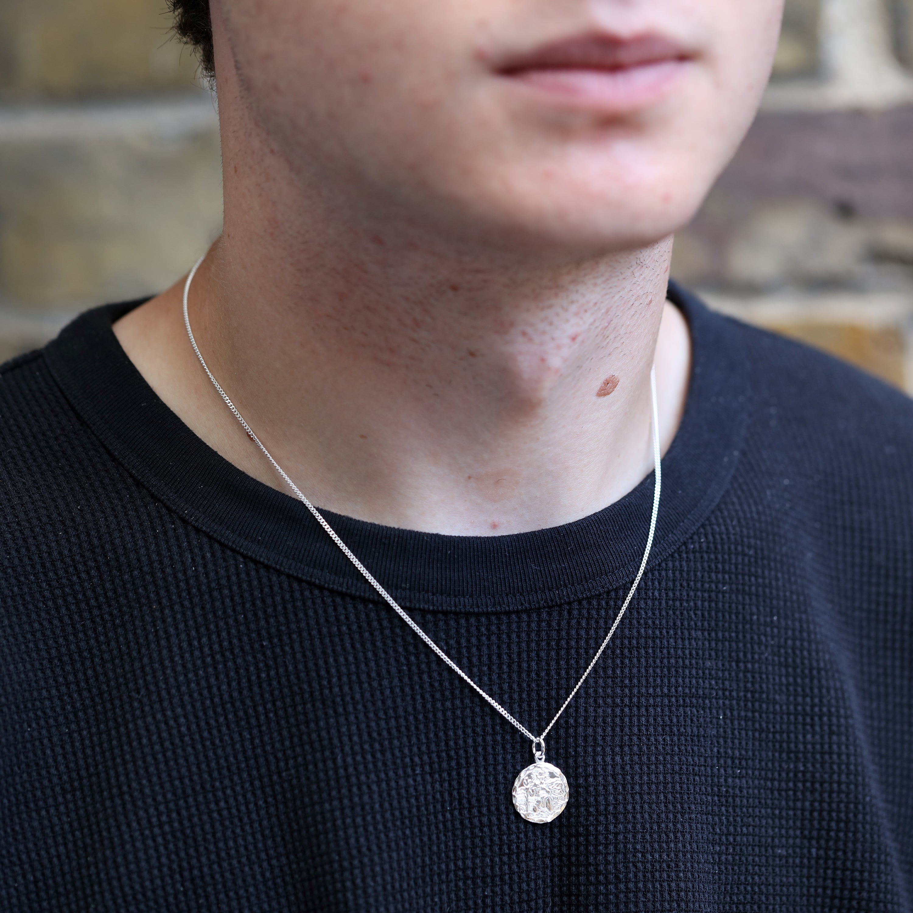 Sterlingsilber Diamantschliff Runde St. Christopher Halskette 16 - 24 Zoll