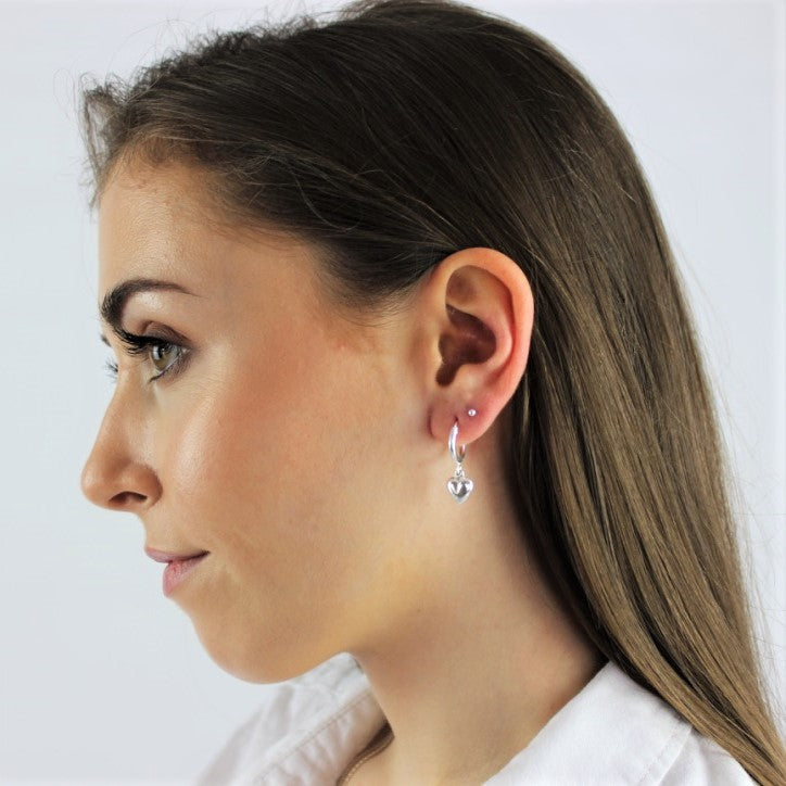 Sterlingsilber Schläfer 12 mm Creolen Ohrringe mit Geschwollenem Herz