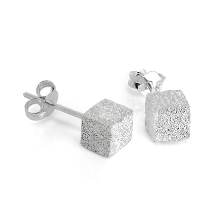 Sterling Silber Würfel-Ohrstecker, mattiert, 5 mm - 7 mm