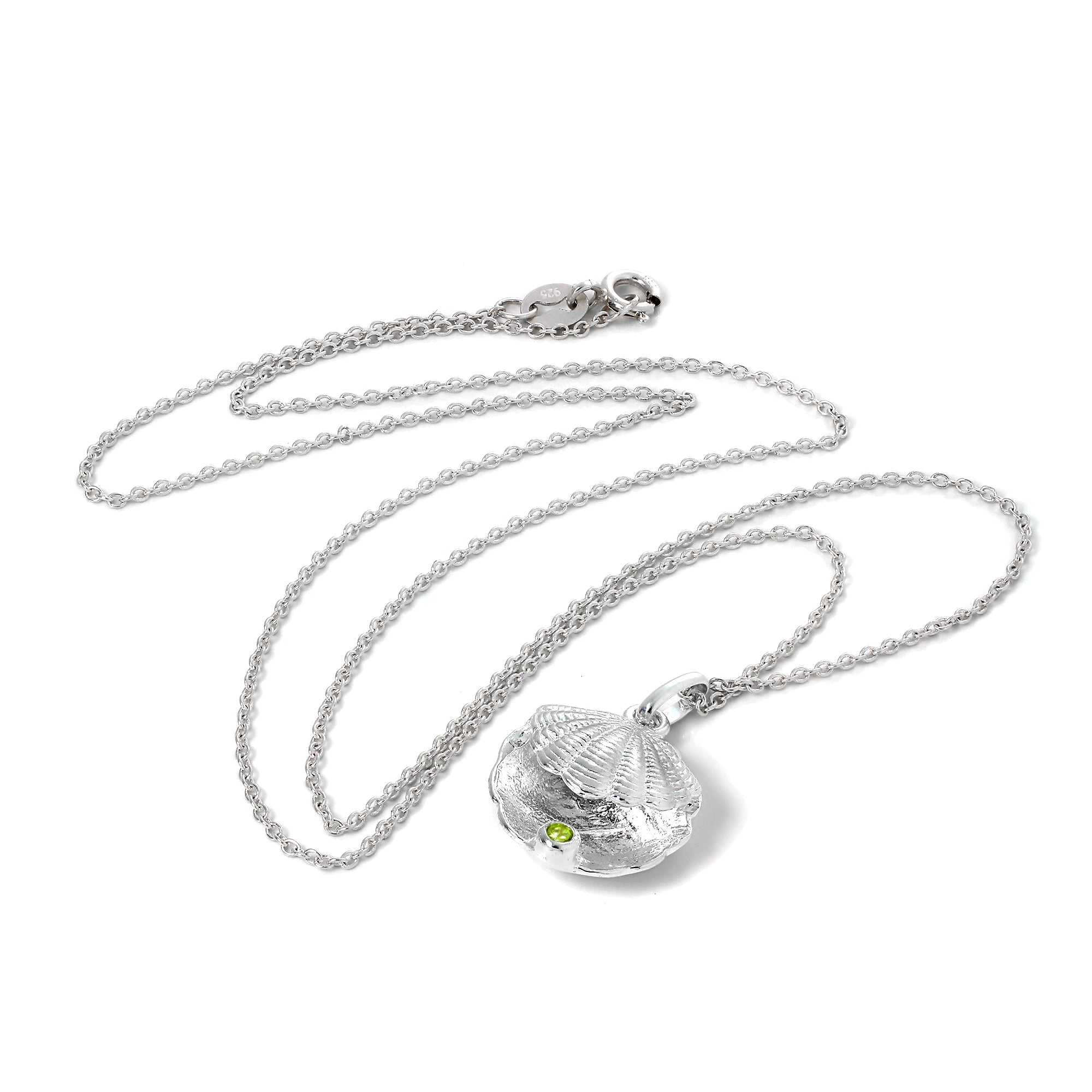 Halskette aus Sterlingsilber mit Austernschale und CZ-Kristall in Peridotgrün