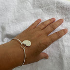 Sterlingsilber Haken & Öse Armreif mit gravierbarem Herz Anhänger