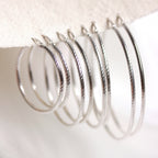 Sterlingsilber 2 mm Röhren Ohrringe mit Diamantschliff 35 mm - 60 mm