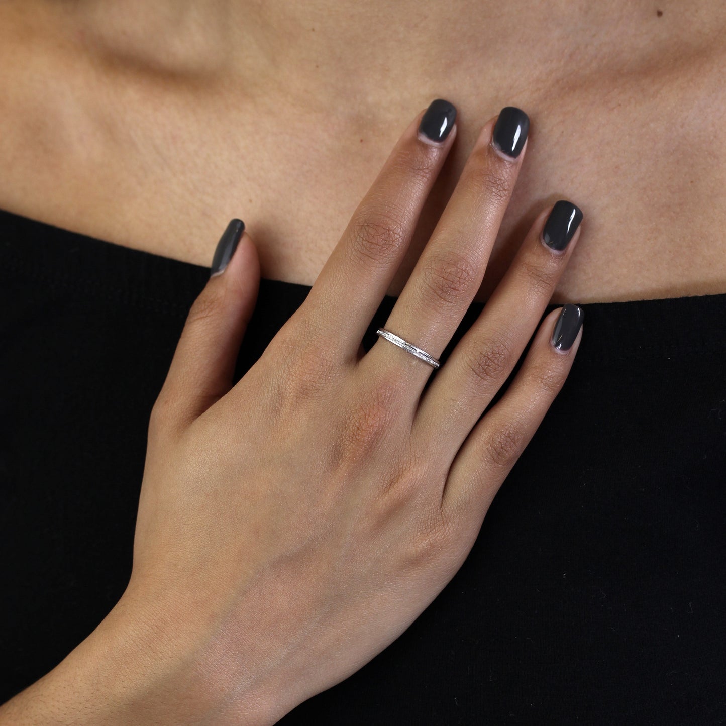 Mattierter Sterlingsilber-Ewigkeitsring I-W