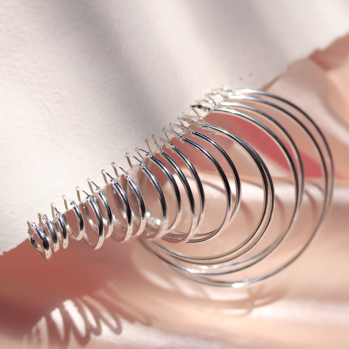 Sterling Silber 2mm Ohrringe mit Schlitz 12mm - 70mm