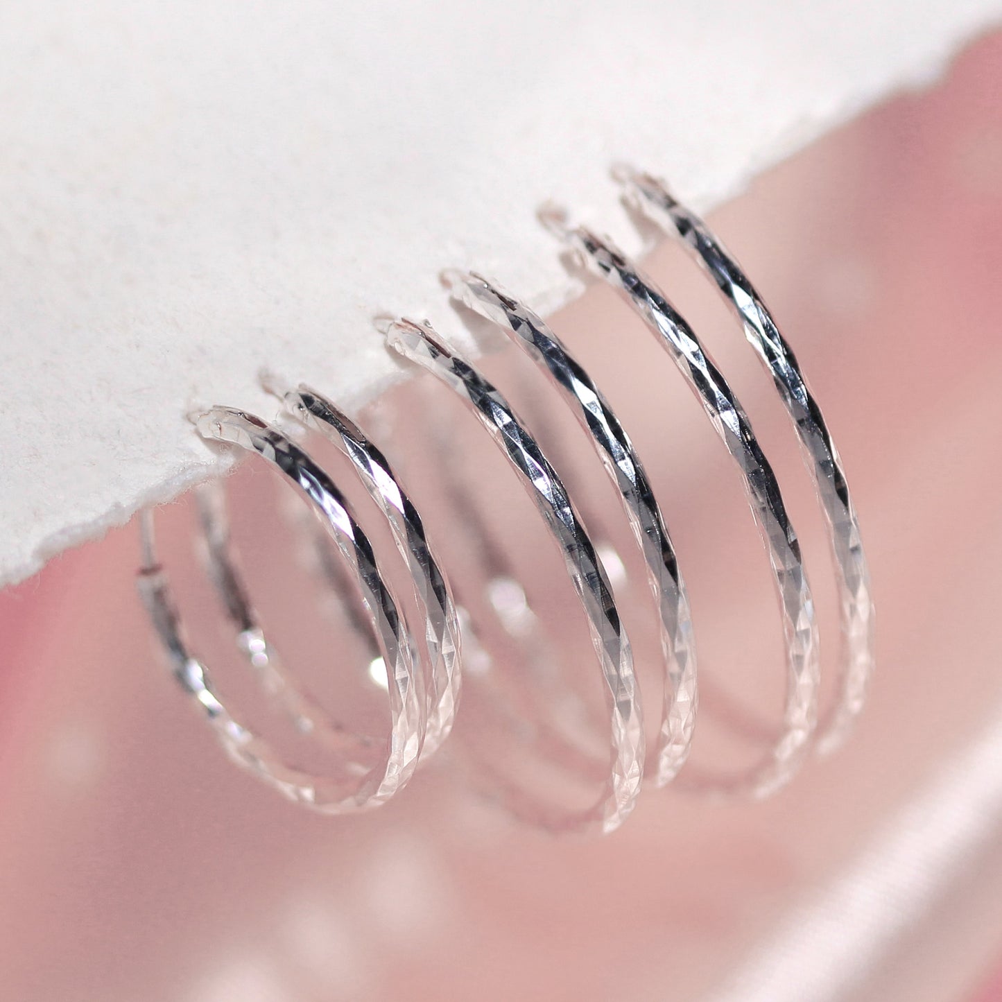 Sterling Silber Ohrringe mit Diamantschliff 18mm 24mm 28mm