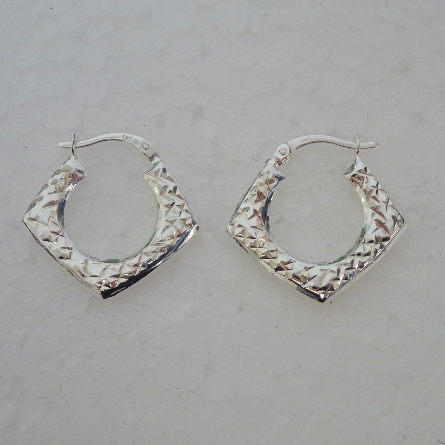 Sterlingsilber Diamantschliff Quadratisch Creolen Ohrringe