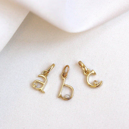 9 Karat Gold Diamant-Initialen-Halskette