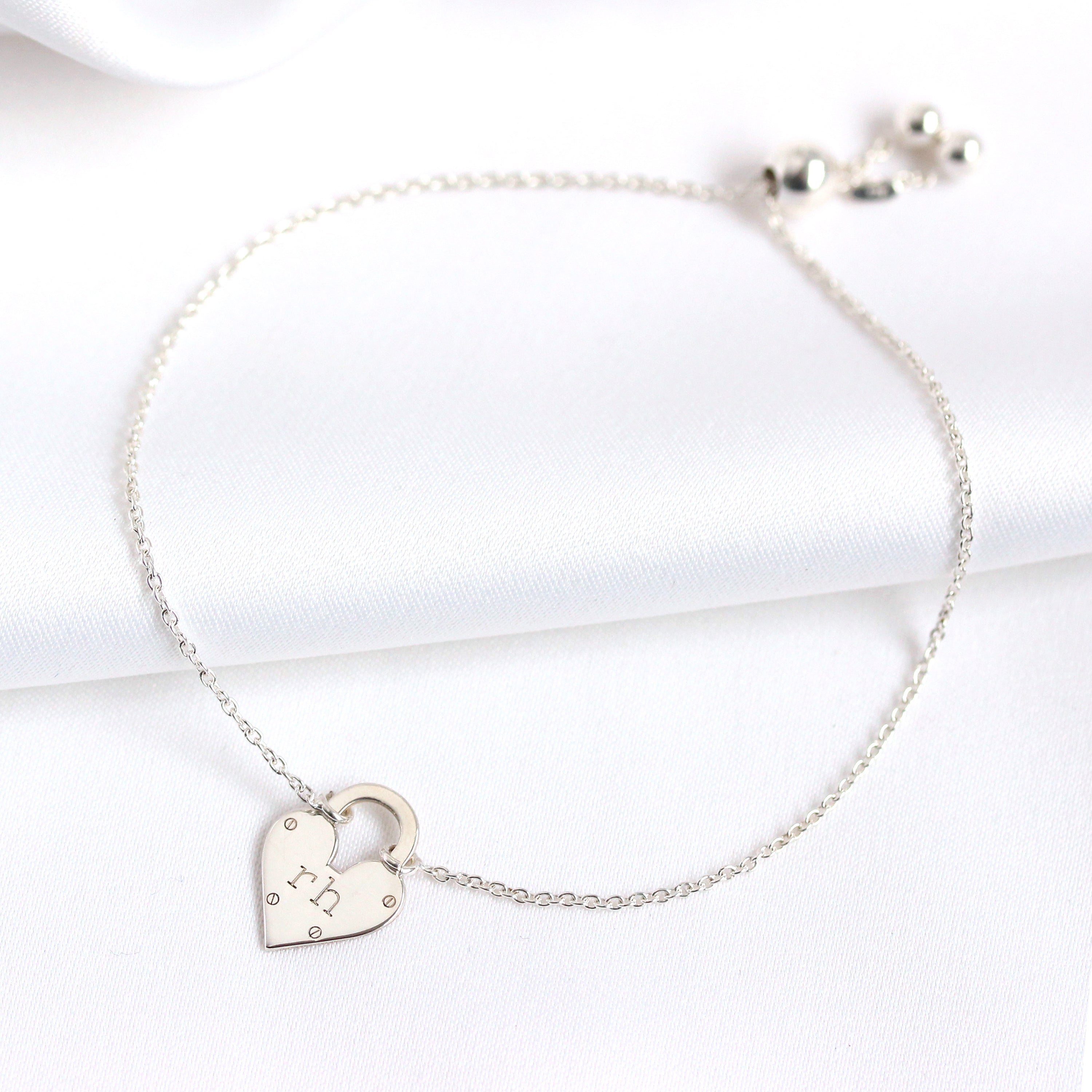 Personalisiertes Sterlingsilber Initialen Herz Vorhängeschloss-Armband