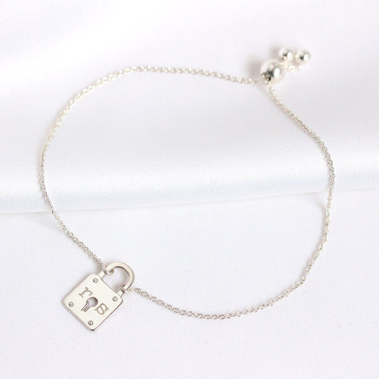 Personalisiertes Armband aus Sterlingsilber mit Initialen und Vorhängeschloss