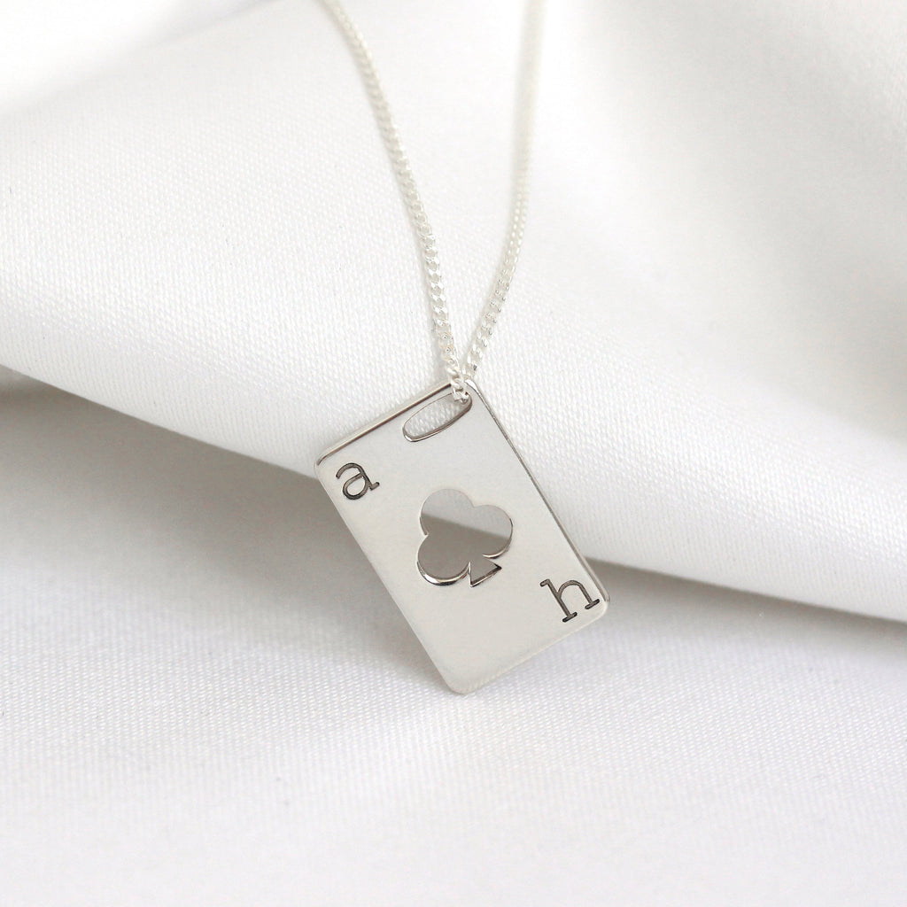 Personalisierte Halskette mit Initialen aus Sterlingsilber und Spielkarte