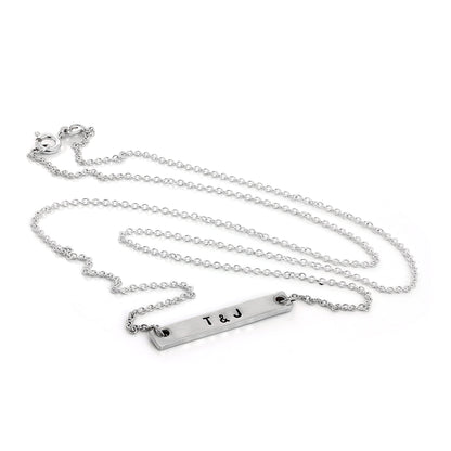 Personalisierte Halskette aus Sterlingsilber mit Barrenanhänger