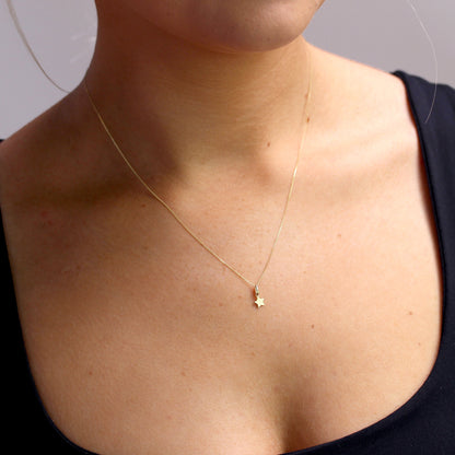 Halskette mit Stern-Anhänger aus 9 Karat Gold