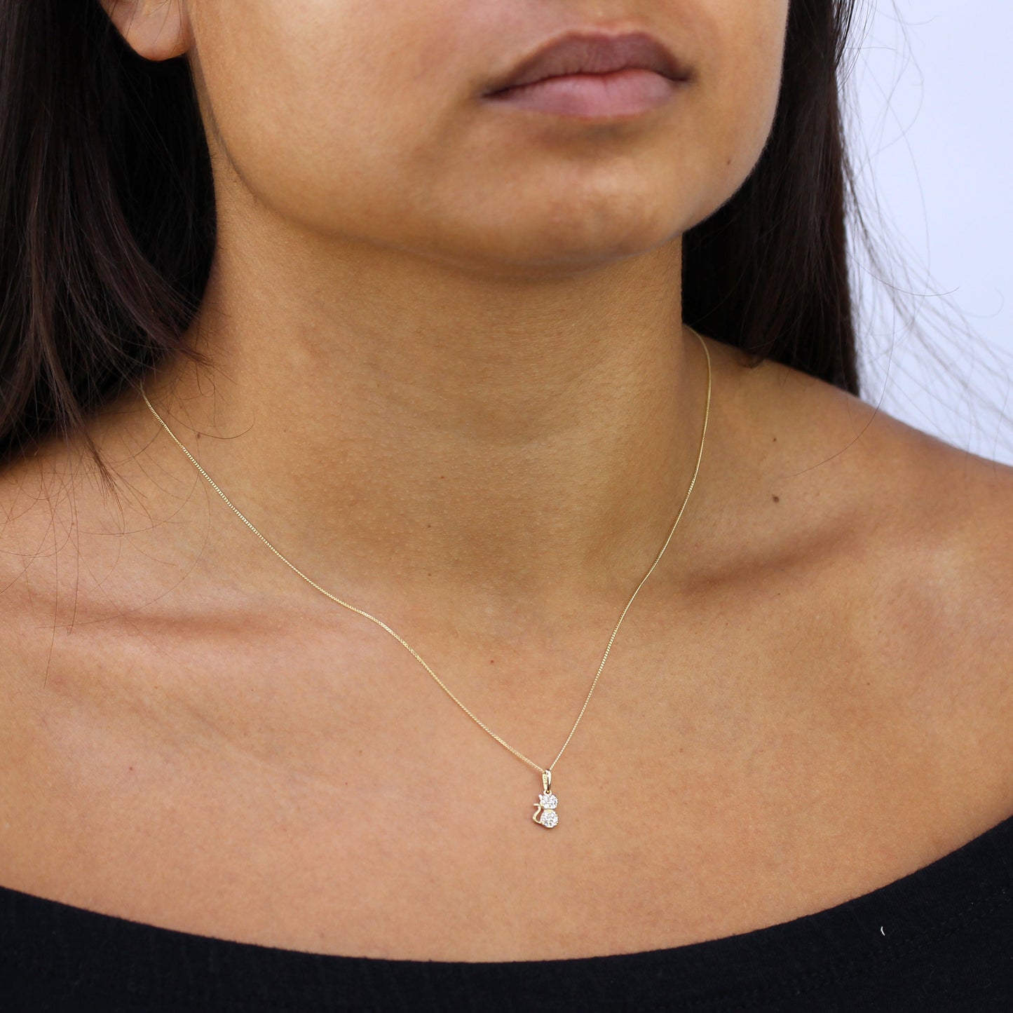 Halskette mit Anhänger aus 9 Karat Gold und klarem CZ-Kristall in Katzenform