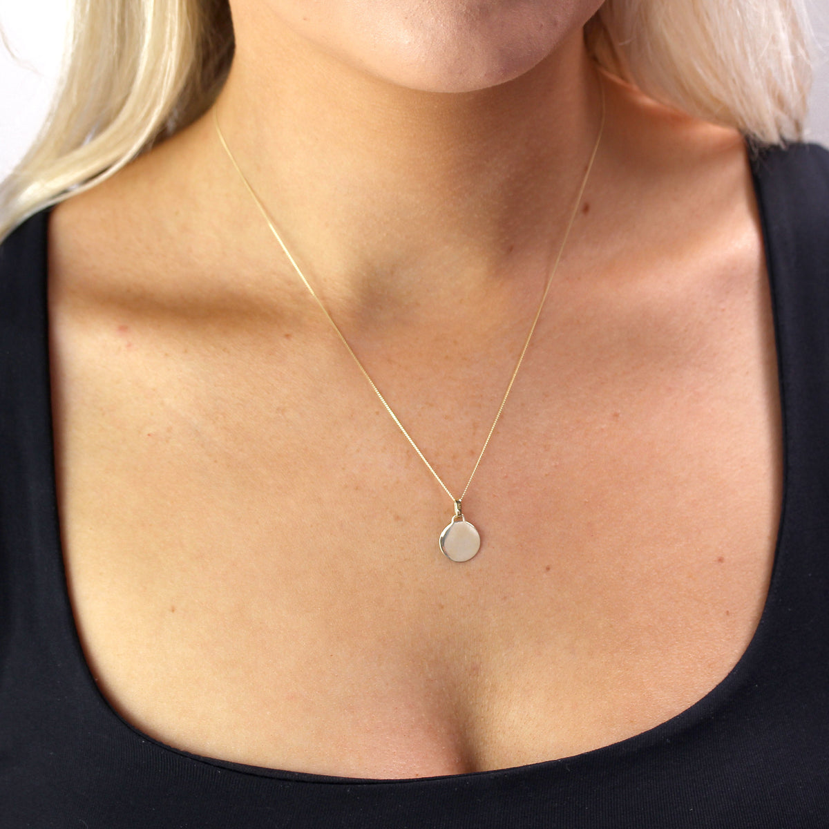 9 Karat Gold kleiner gravierbarer Kreis Anhänger Halskette 40 - 50 cm