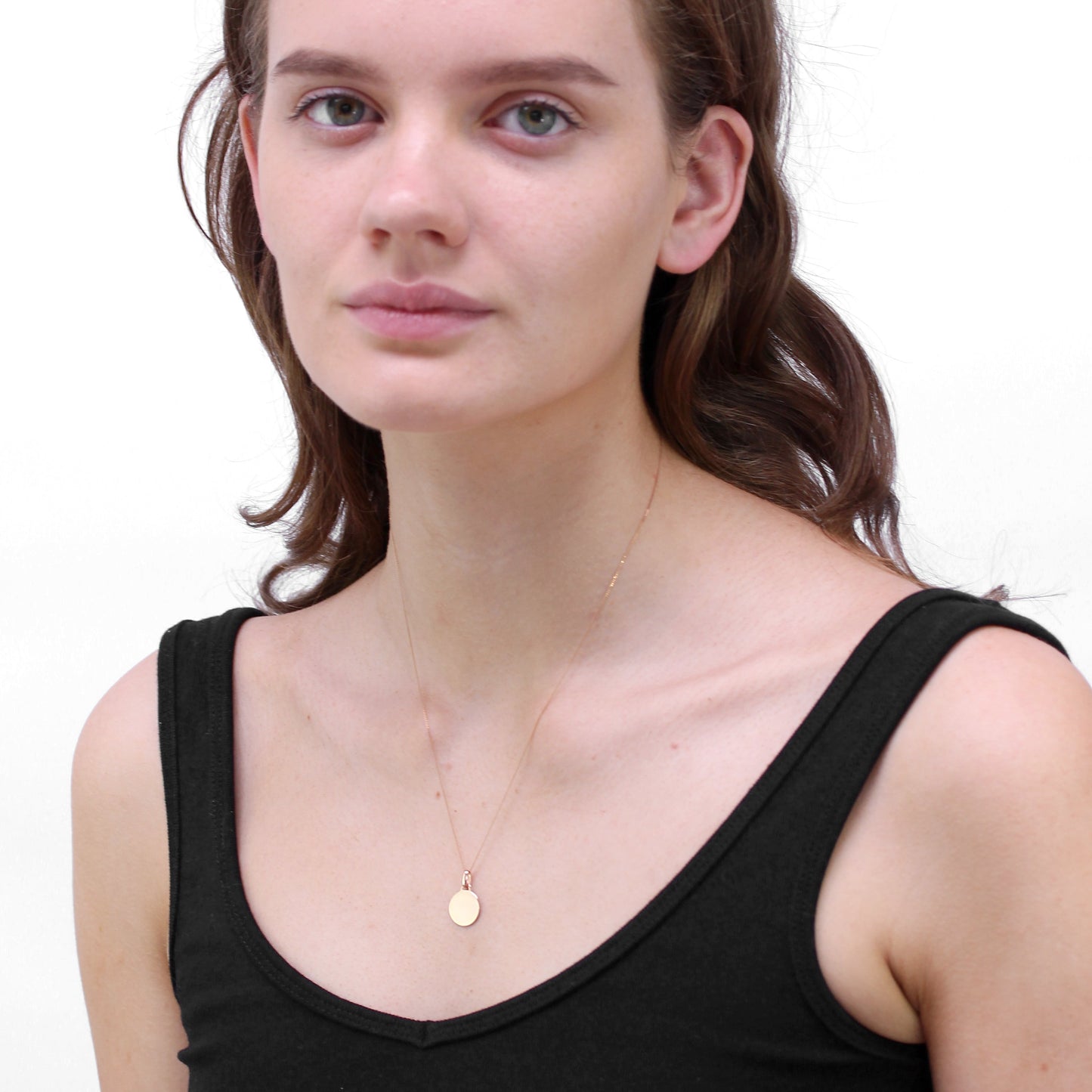 9 Karat Roségold kleine gravierbare Kreis-Anhänger-Halskette 16–18 Zoll