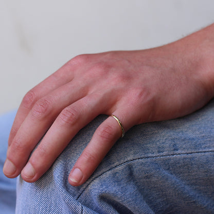 9 Karat Gold 2 mm Ehering Größe I - U