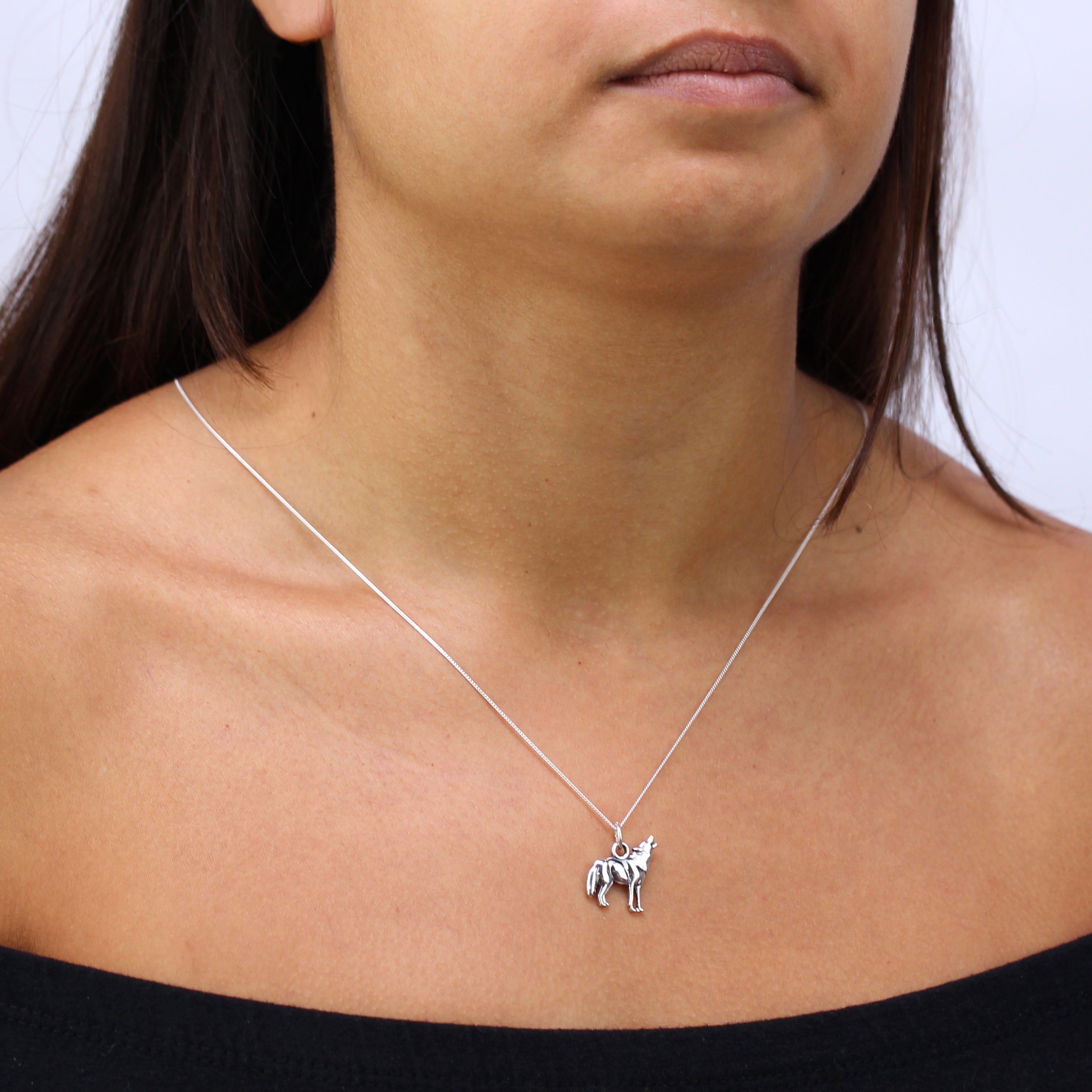 Sterlingsilber Heulender Wolf Halskette