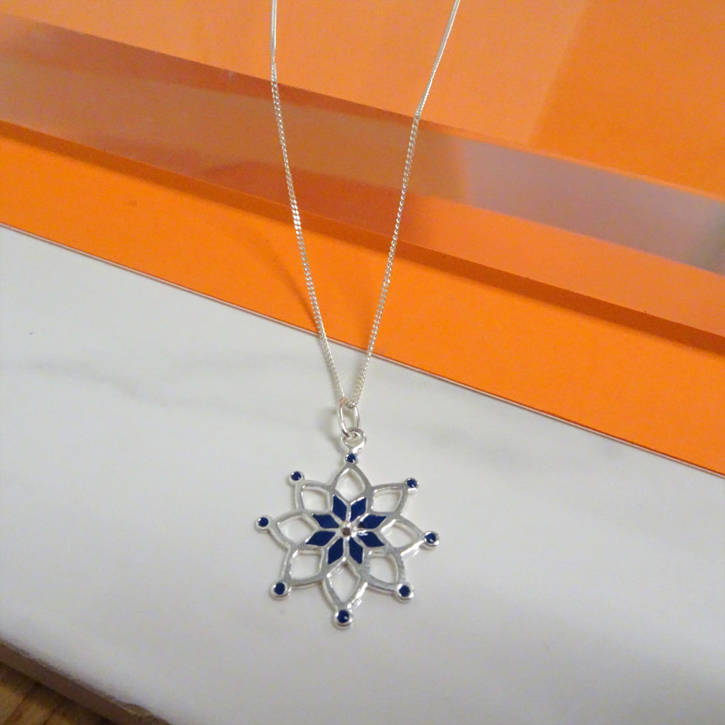 Sterlingsilber & Blau Emaille Traumfänger Halskette