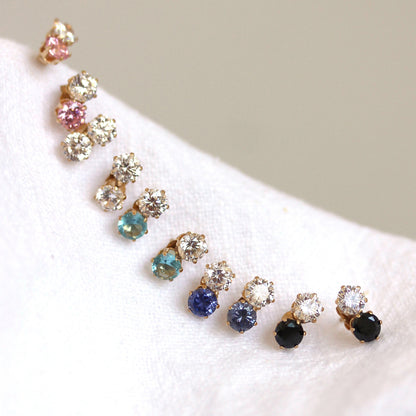 Doppelte Kristall-Ohrstecker aus 9 Karat Gelbgold