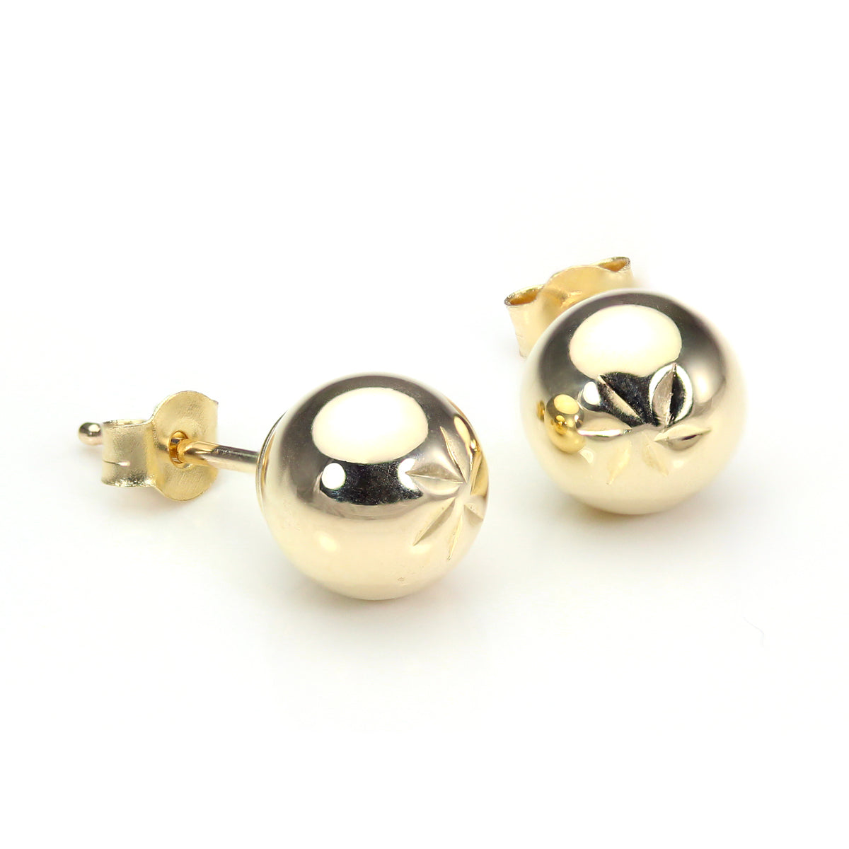 Diamantgeschliffene Kugel-Ohrstecker aus 9 Karat Gelbgold