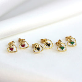 9 Karat Gold & 2 mm Edelstein Ohrstecker mit offenem Herz - Smaragd Saphir Rubin