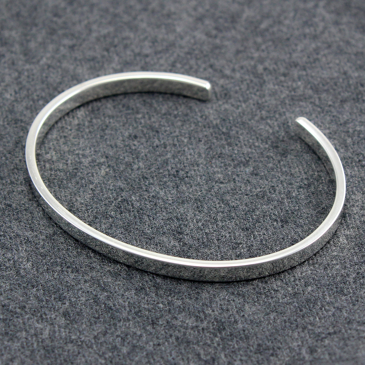 Sterlingsilber 4 mm Einfach Armreif