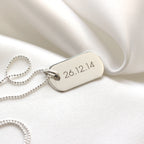 Halskette mit schlichtem, gravierbarem Dog-Tag-Anhänger aus Sterlingsilber