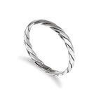 Sterlingsilber 2 mm Stapelring mit gedrehtem Muster Größe I-U