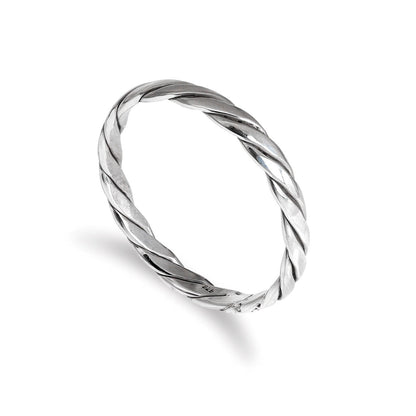 Sterling Silber 2 mm Stapelring mit gedrehtem Muster Größe I-U
