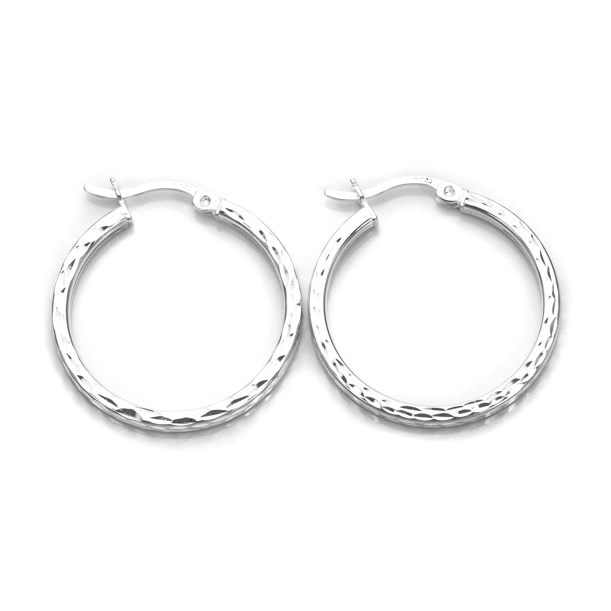 Sterlingsilber Quadratische Ohrringe mit Diamantschliff