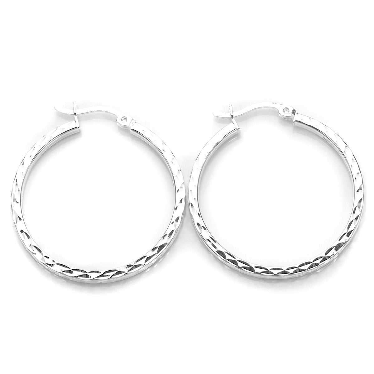Sterlingsilber Quadratische Ohrringe mit Diamantschliff