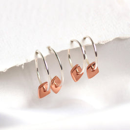 Roségold plattierte Sterlingsilber dünne Nugget Perlen 12 - 22 mm Sleeper Creolen