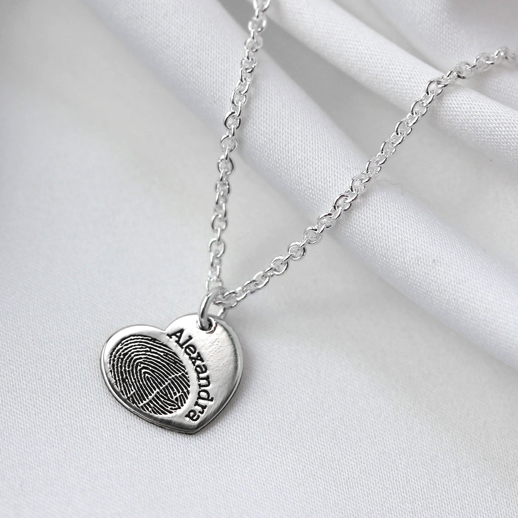 Personalisierter Herzanhänger aus Sterlingsilber mit Fingerabdruck