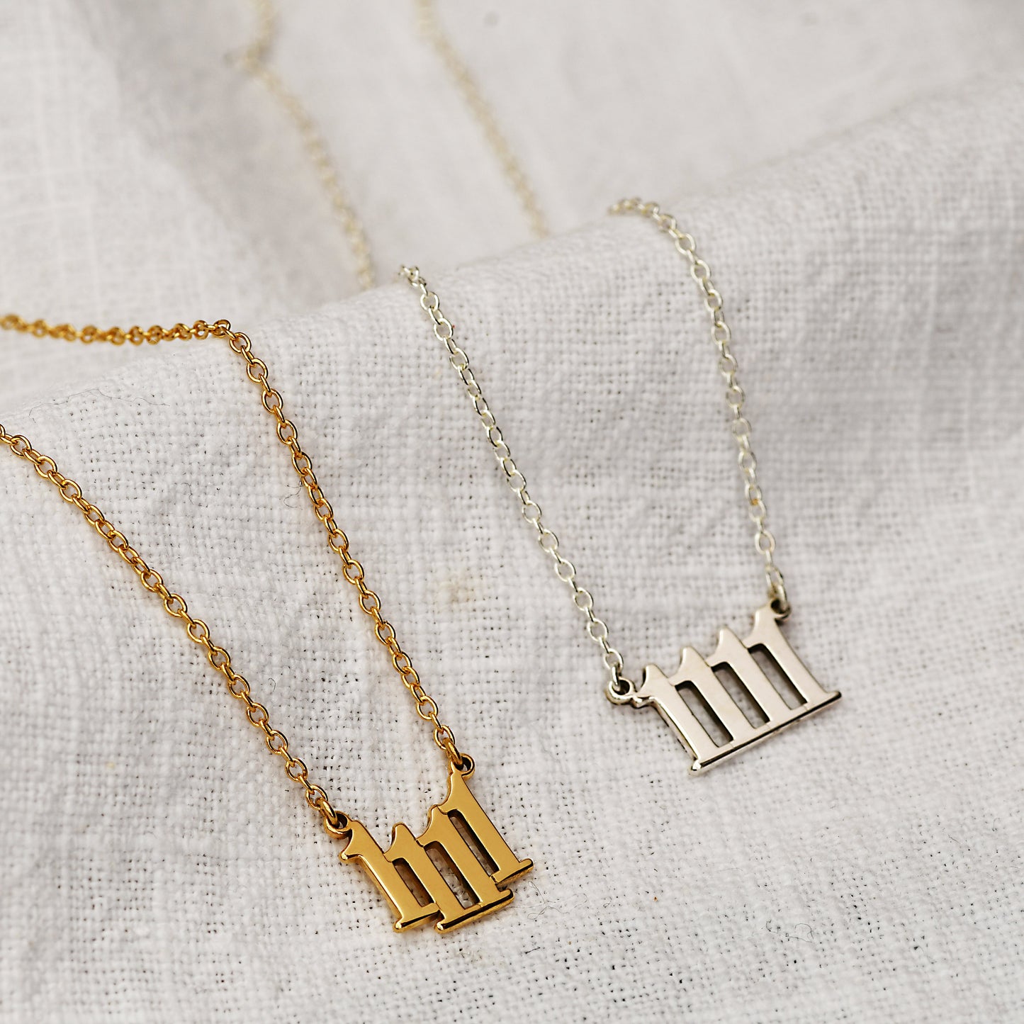 Personalisierte Sterlingsilber Engelszahl Halskette